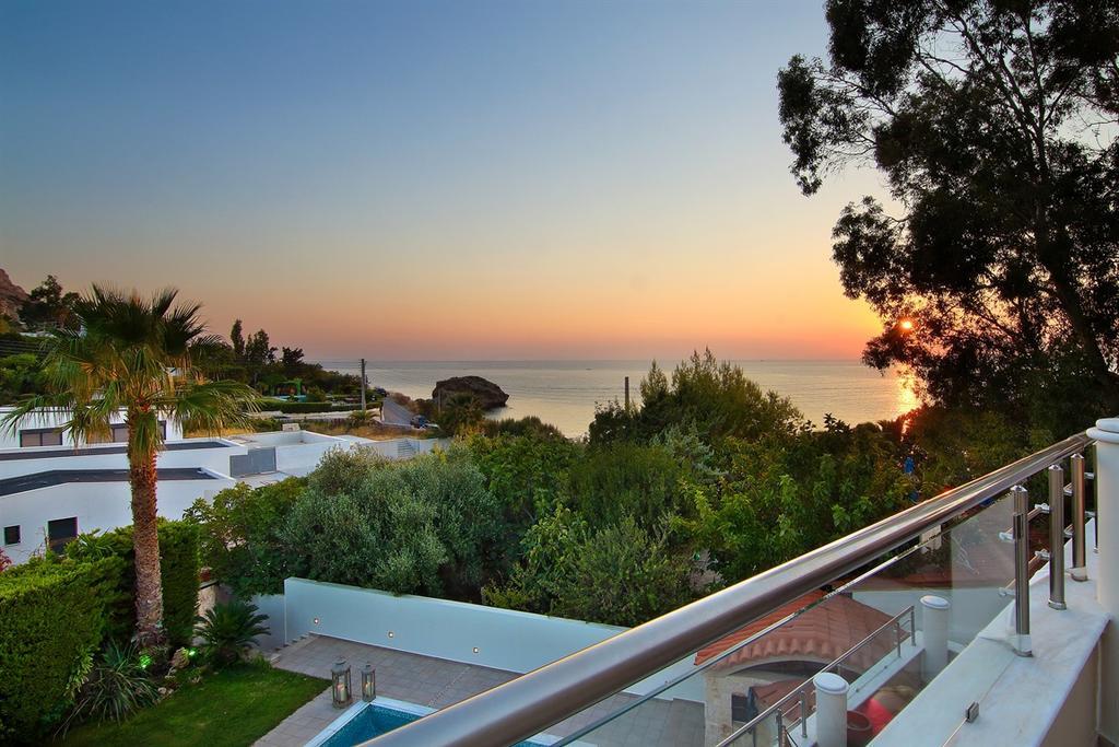 Luxury Villa Sea Melody Palaiá Fókaia Buitenkant foto